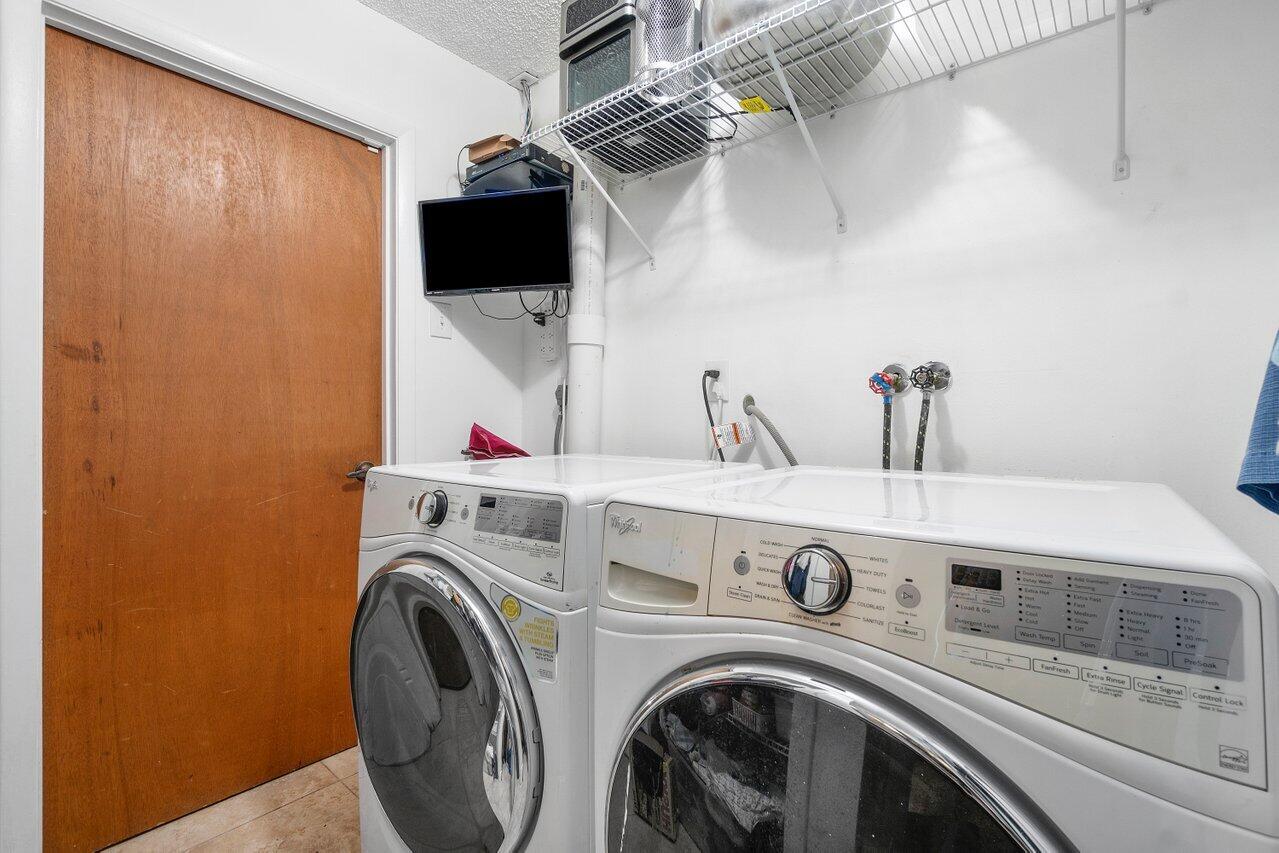 11402 178th Road North Jupiter, FL 33478 - Photo 26 of 49 026-11402178thRoadNorth-Jupiter-FL-33478