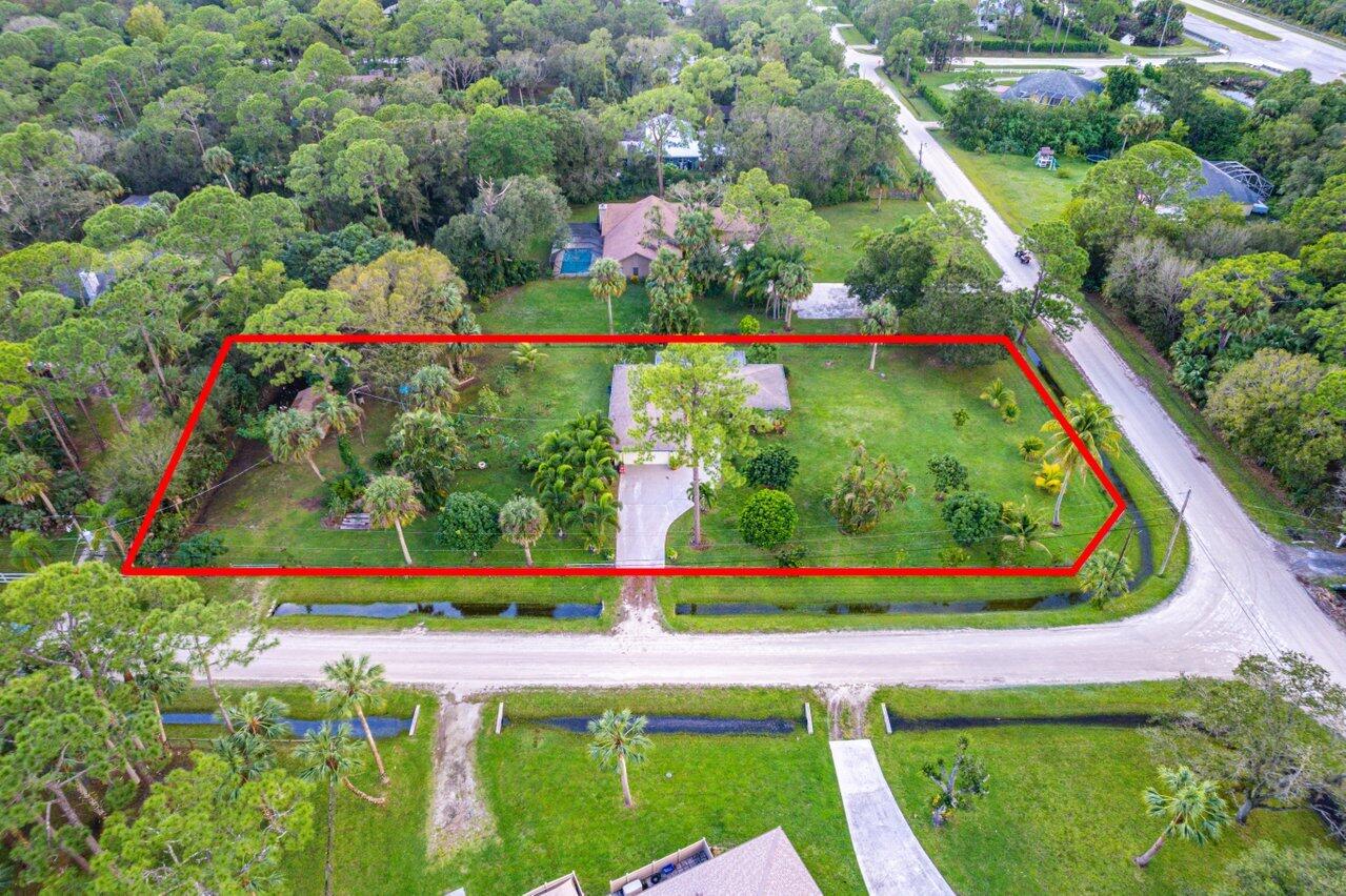 11402 178th Road North Jupiter, FL 33478 - Photo 37 of 49 037-11402178thRoadNorth-Jupiter-FL-33478