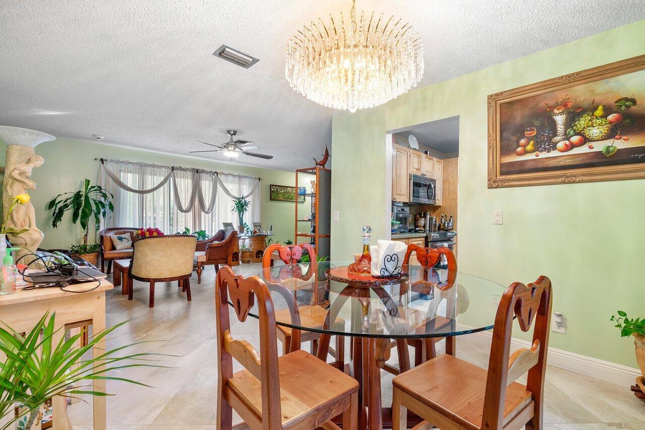 11402 178th Road North Jupiter, FL 33478 - Photo 8 of 49 008-11402178thRoadNorth-Jupiter-FL-33478