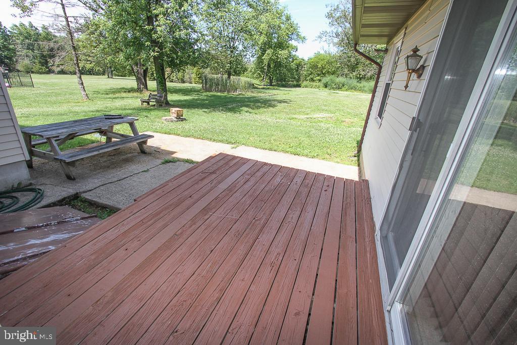 2882 Upper Ridge Road Pennsburg, PA 18073 - Photo 16 of 28