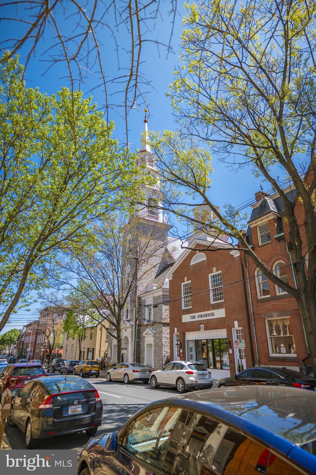 230 South Market Street, Unit 1 Frederick, MD 21701 - Photo 26 of 27 a view of a large building