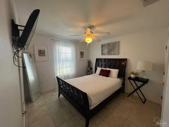 $2,995 | 1959 Melissa Oaks Drive, Gulf Breeze, FL 32563