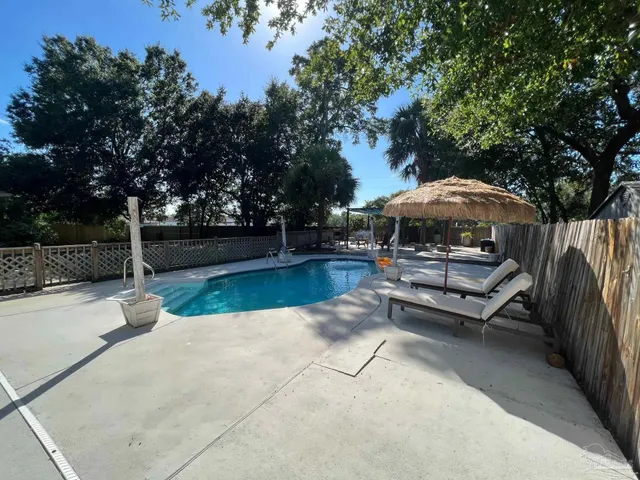 $2,995 | 1959 Melissa Oaks Drive, Gulf Breeze, FL 32563