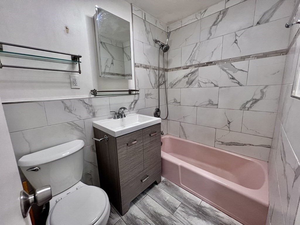 45 Oval Road, Unit 14 Quincy, MA 02170 - Photo 5 of 15 Gallery Image 5