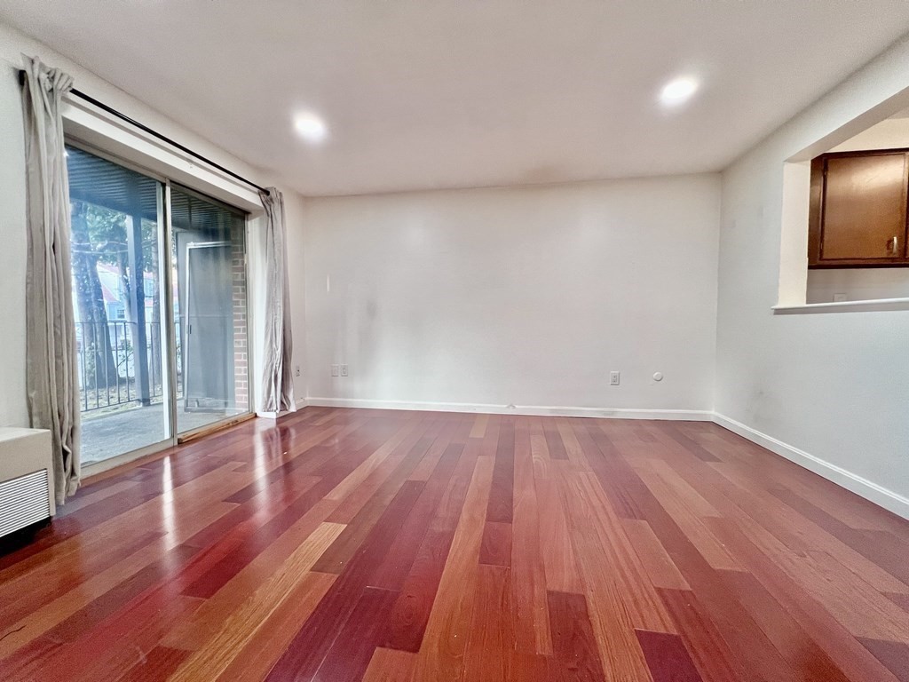 45 Oval Road, Unit 14 Quincy, MA 02170 - Photo 8 of 15 Gallery Image 8