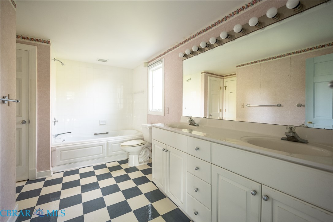 391 Steamboat Road Irvington, VA 22480 - Photo 28 of 46 Gallery Image 28