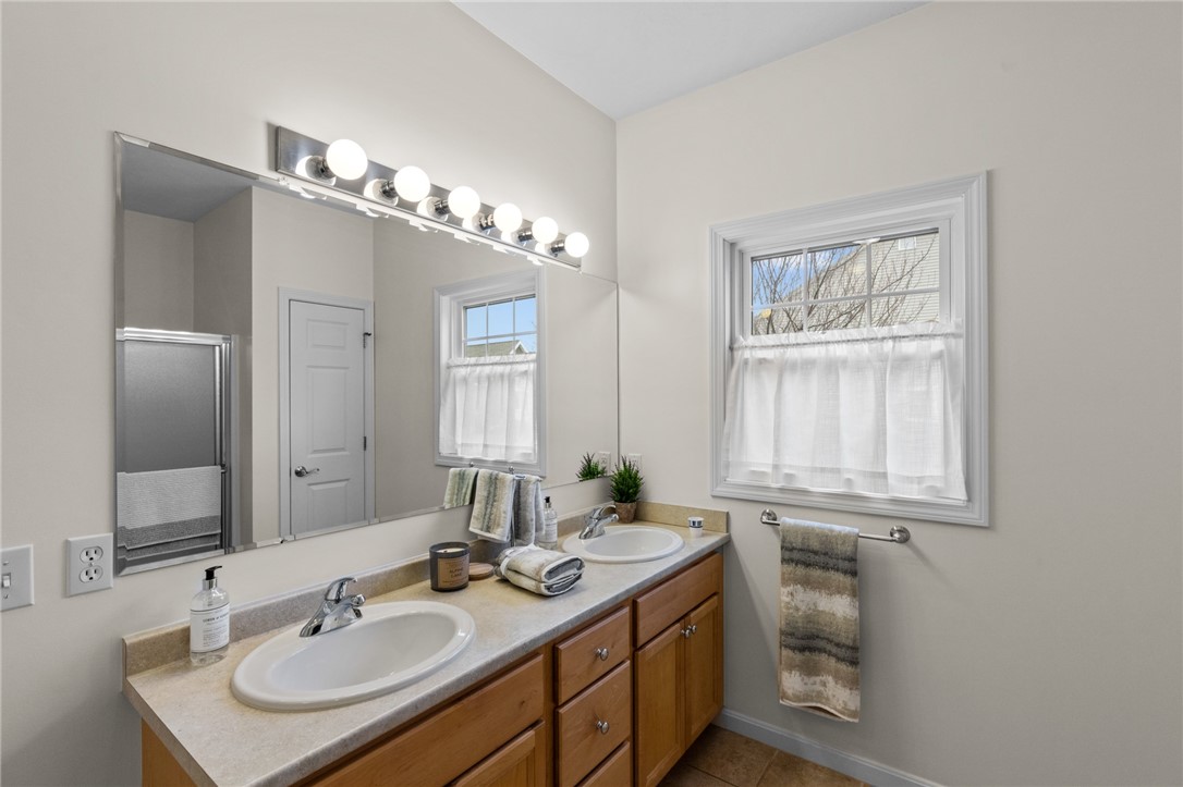 500 Mendon Road, Unit 408 Cumberland, RI 02864 - Photo 15 of 38