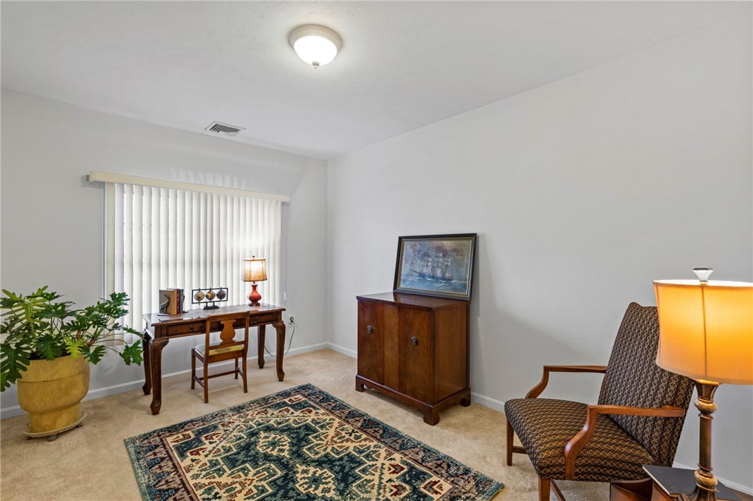 500 Mendon Road, Unit 408 Cumberland, RI 02864 - Photo 17 of 38