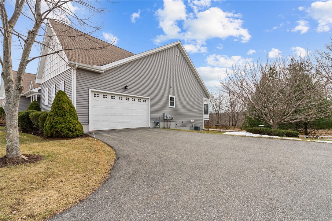 500 Mendon Road, Unit 408 Cumberland, RI 02864 - Photo 34 of 38