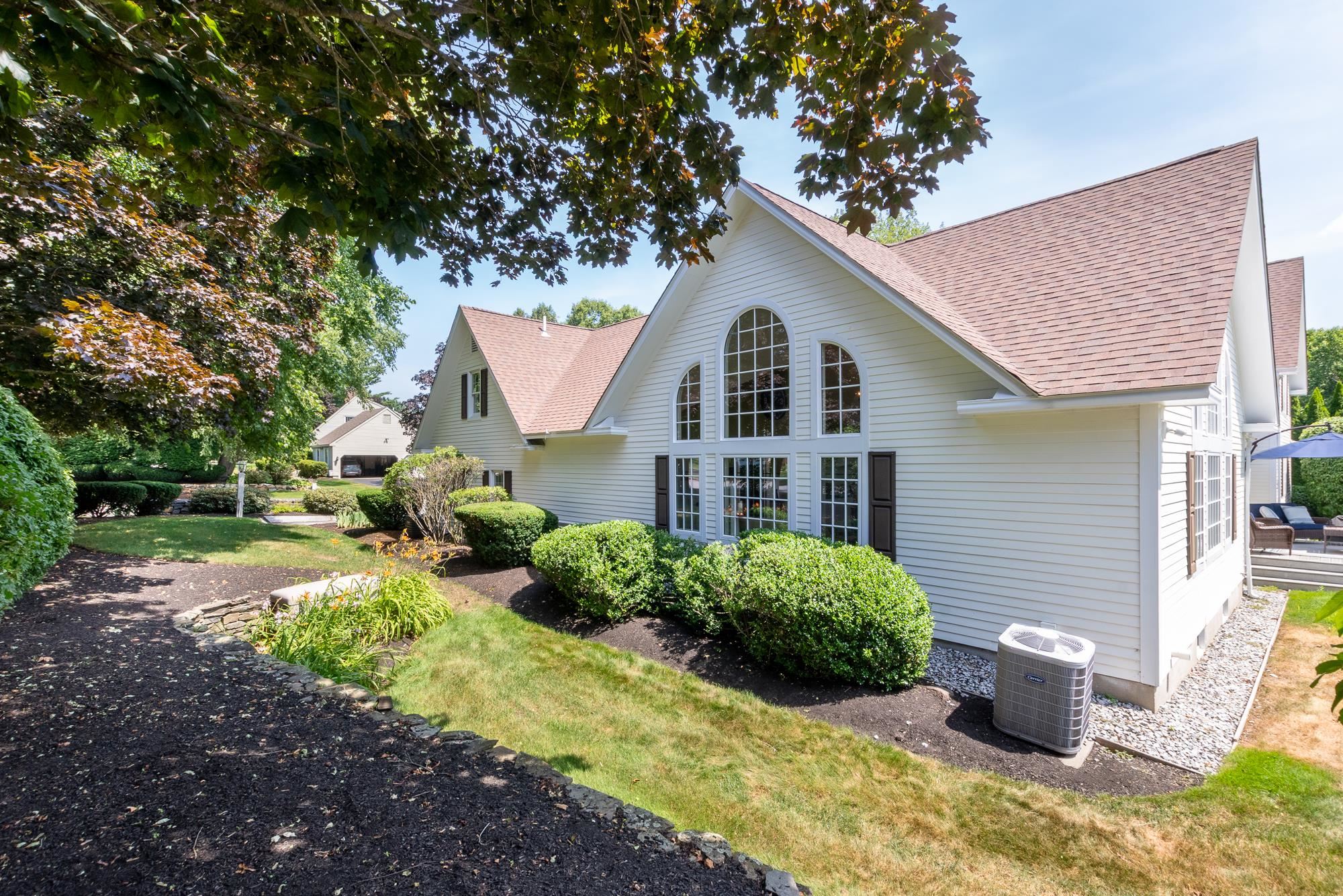 79 Oakmont Drive Concord, NH 03301 - Photo 14 of 60