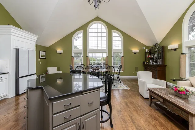 $1,199,000 | 79 Oakmont Drive, Concord, NH 03301