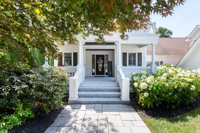 $1,199,000 | 79 Oakmont Drive, Concord, NH 03301