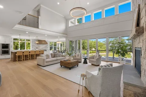 $5,495,000 | 26 Wheeler Road, Mashpee, MA 02649
