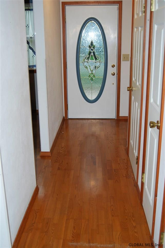 47 Heyden Road Troy, NY 12180 - Photo 2 of 21 Photo 2