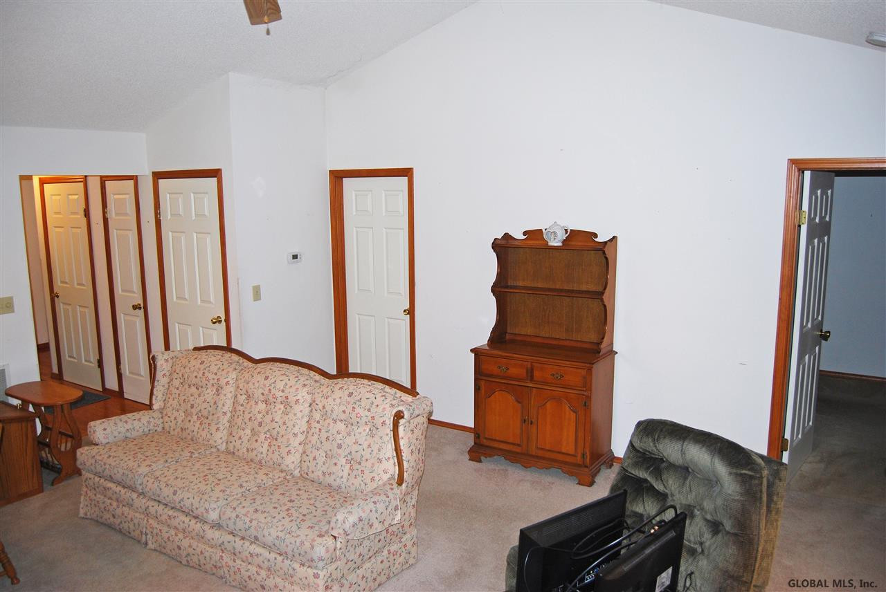 47 Heyden Road Troy, NY 12180 - Photo 9 of 21 Photo 9
