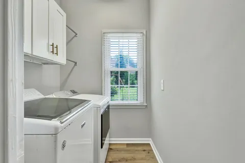 $514,900 | 6806 Anchorage Lane, Hixson, TN 37343