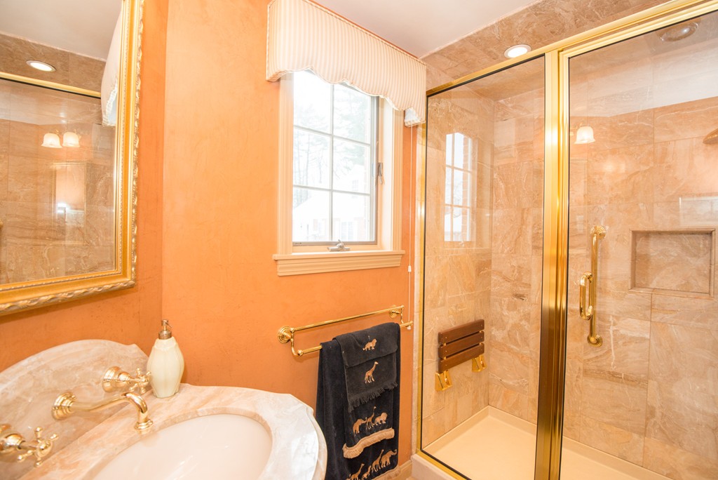 76 Fuller Pond Road, Unit 177 Middleton, MA 01949 - Photo 13 of 30 Gallery Image 13