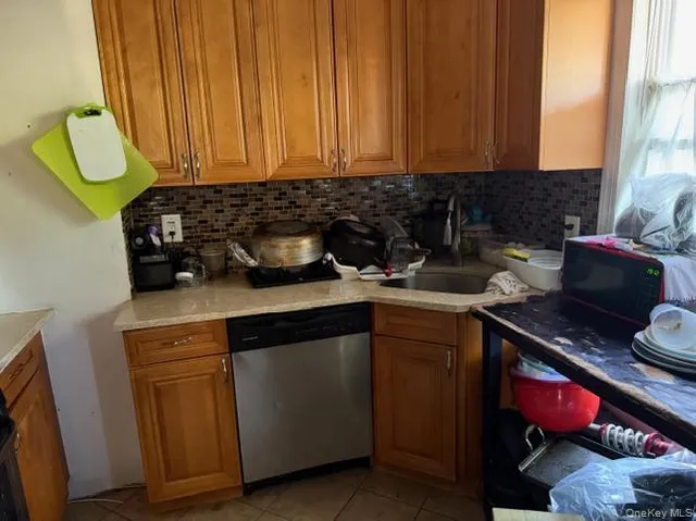 $539,000 | 646 East 230th Street | Wakefield