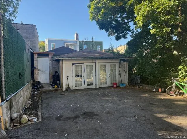 $539,000 | 646 East 230th Street | Wakefield