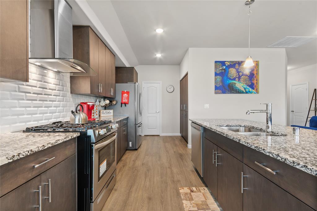 1216 Coyote Ridge Aubrey, TX 76227 - Photo 10 of 25