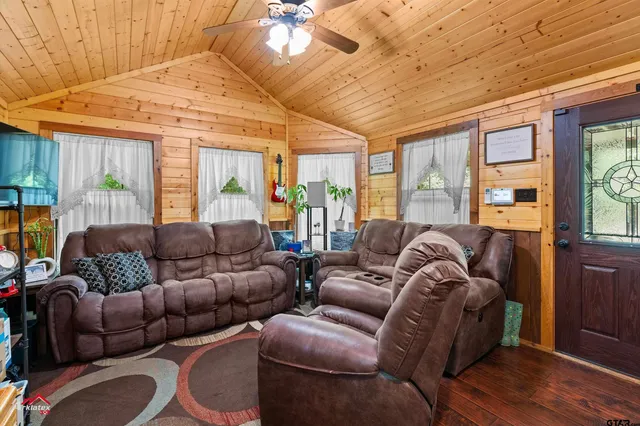 $463,000 | 11028 East Fm 2867, Henderson, TX 75654