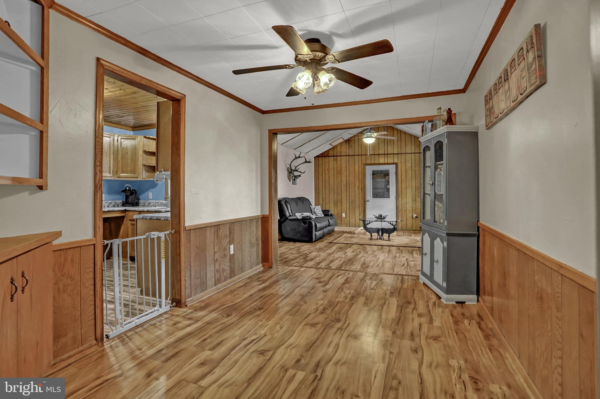 2335 Iron Springs Road Fairfield, PA 17320 - Photo 14 of 41 dining area
