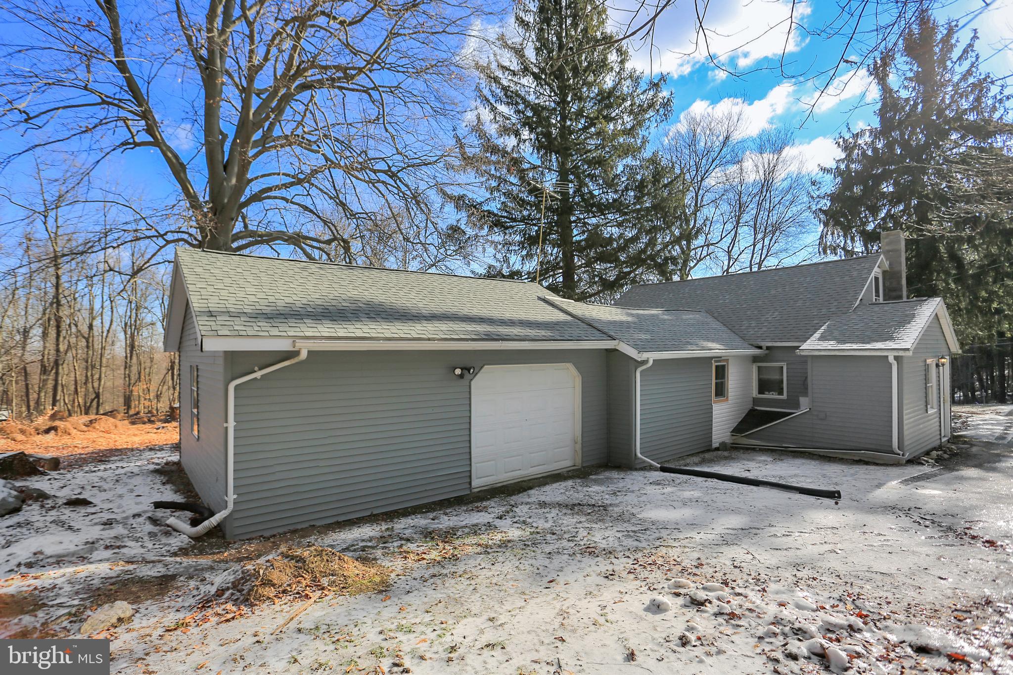 2335 Iron Springs Road Fairfield, PA 17320 - Photo 32 of 41 garage area with side view of home