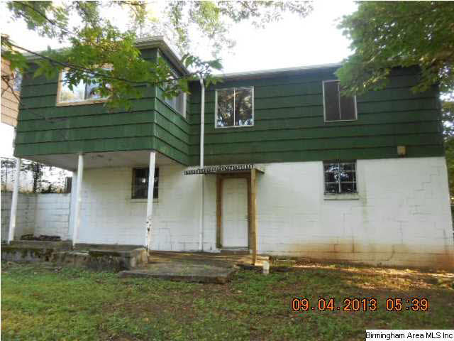 1612 28th Street Southwest Birmingham, AL 35211 - Photo 2 of 10