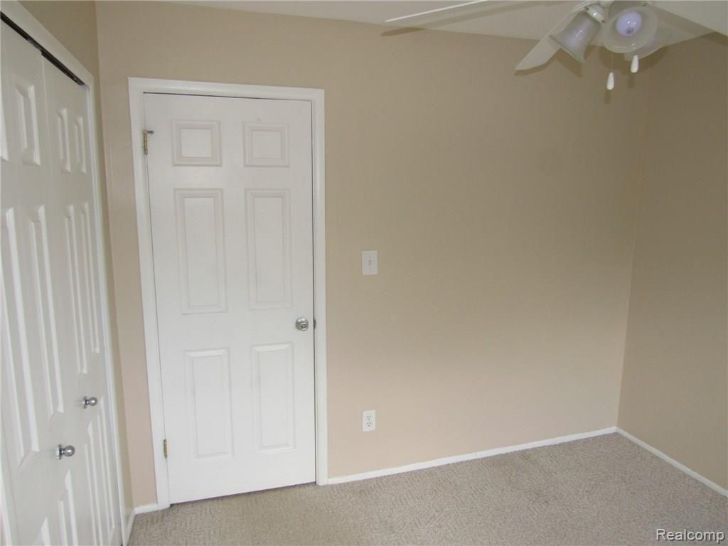 763 West Maple Road, Unit 60 Clawson, MI 48017 - Photo 20 of 39 763 W MAPLE CLAWSON (52).JPG