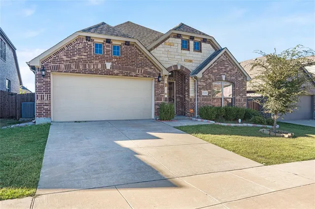 $2,500 | 2105 Burke Drive, Princeton, TX 75407