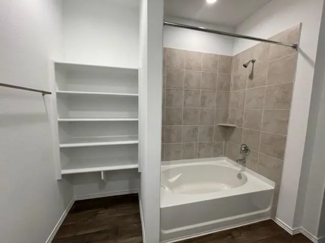 $2,300 | 22619 Aspen Tarn Trail, Spring, TX 77373