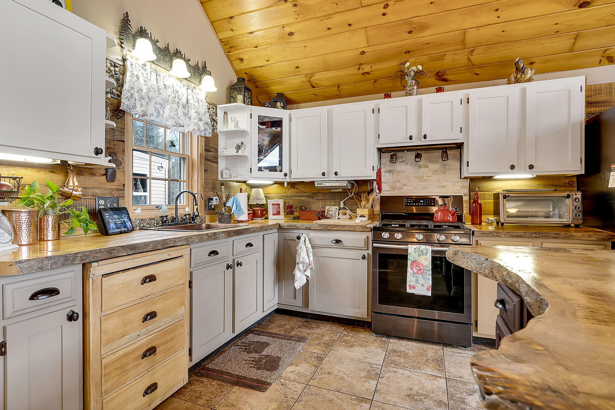 25 Littlefield Road Standish, ME 04084 - Photo 7 of 53 7-web-or-mls-25Littlefield-45