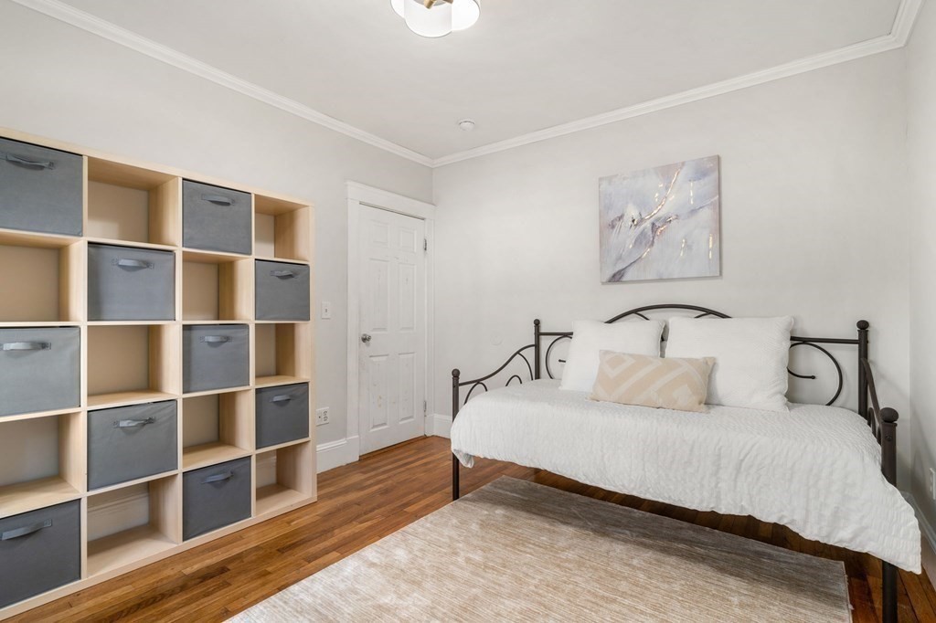 31 Priscilla Road Boston, MA 02135 - Photo 8 of 28 Gallery Image 8