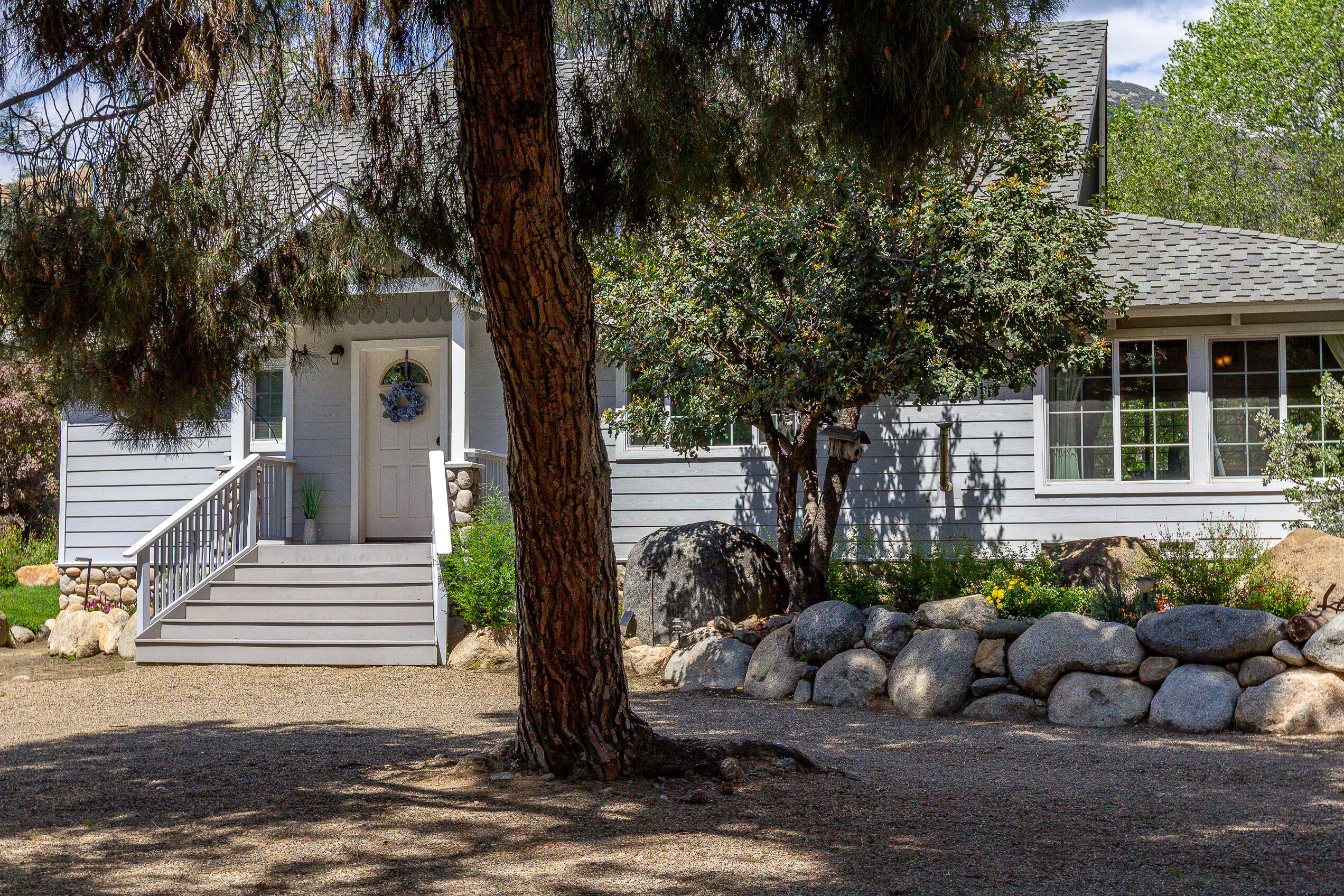 42695 Sierra Drive Three Rivers, CA 93271 - Photo 12 of 51