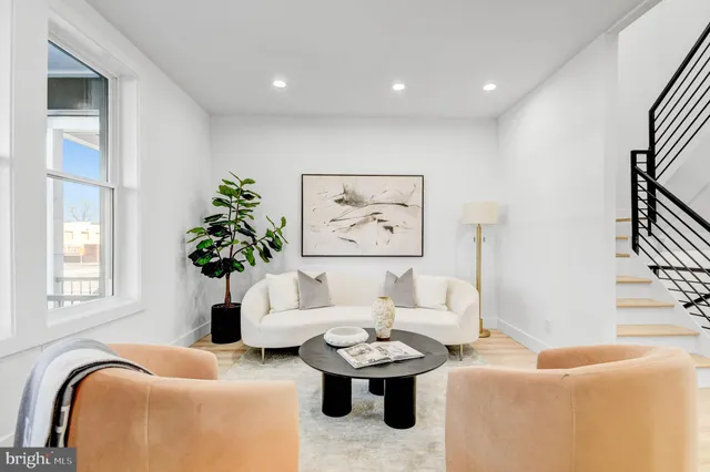 $950,000 | 517 Florida Avenue Northeast, Washington, DC 20002