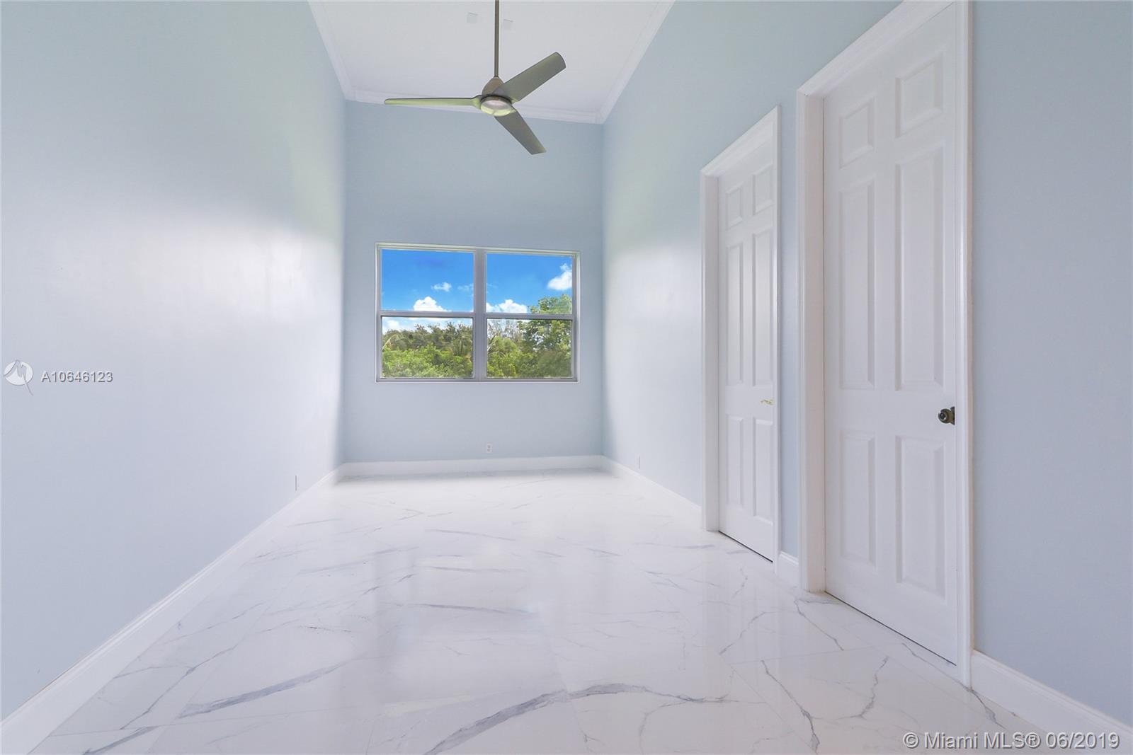 18950 Southwest 54th Place Southwest Ranches, FL 33332 - Photo 15 of 19