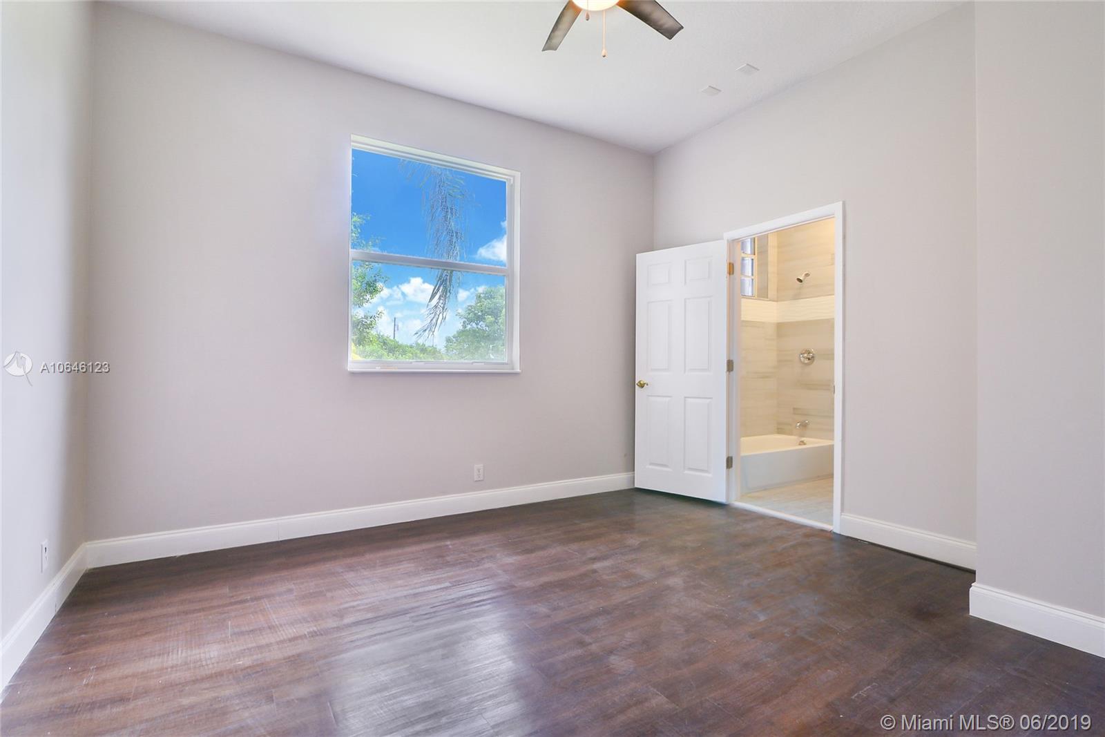 18950 Southwest 54th Place Southwest Ranches, FL 33332 - Photo 7 of 19