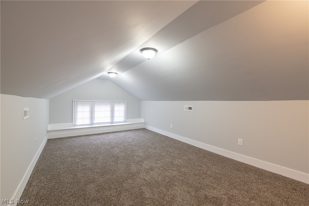 3305 Tullamore Road Cleveland, OH 44118 - Photo 24 of 34 Gallery Image 24