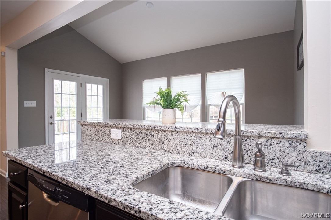 12800 Bailey Valley Drive Midlothian, VA 23112 - Photo 13 of 31 a kitchen with granite countertop a sink and a window