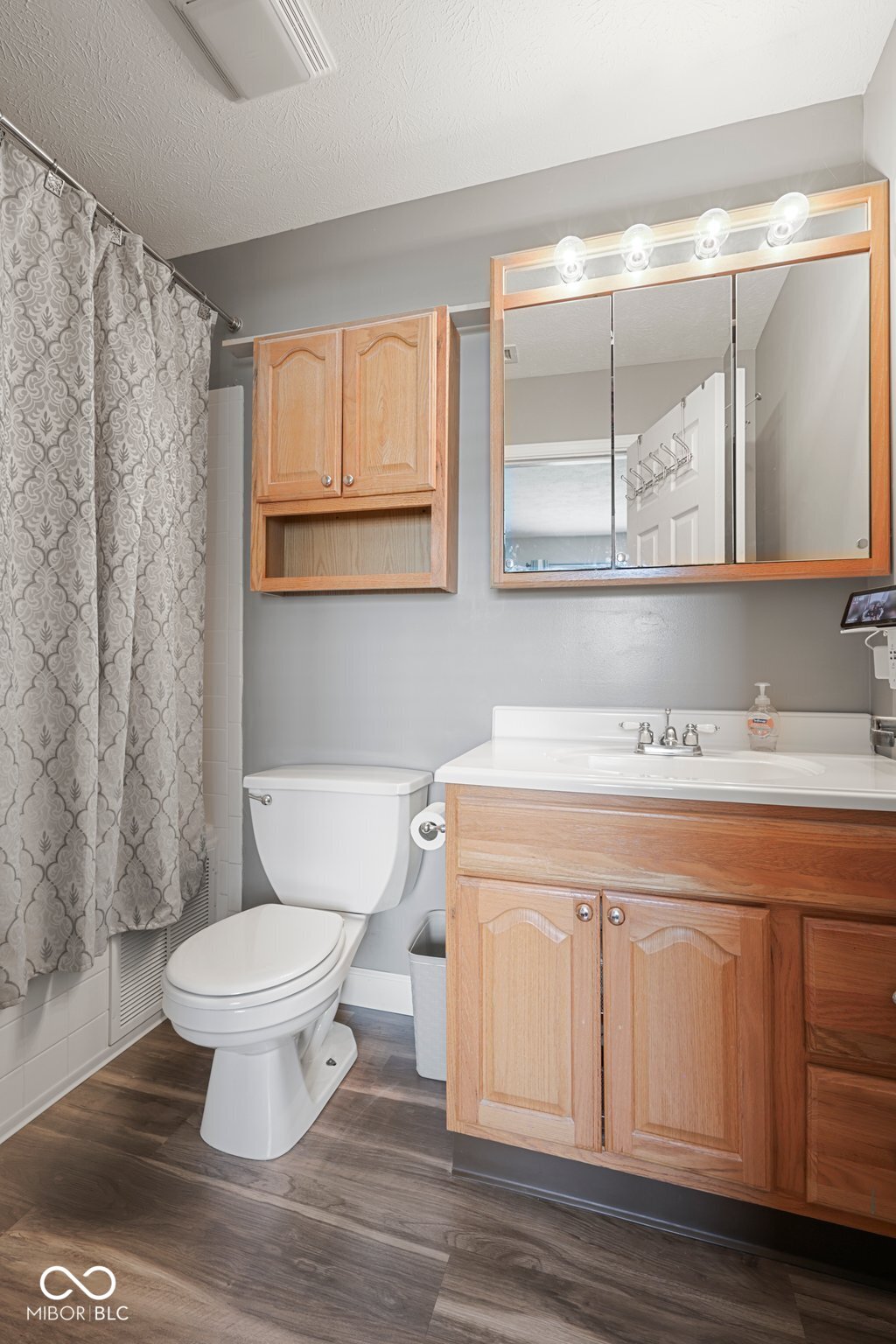 11717 Shannon Pointe Road Indianapolis, IN 46229 - Photo 19 of 22 Gallery Image 19