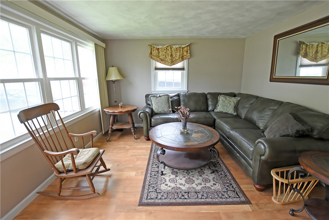 29 Primrose Road Bristol, RI 02809 - Photo 25 of 40