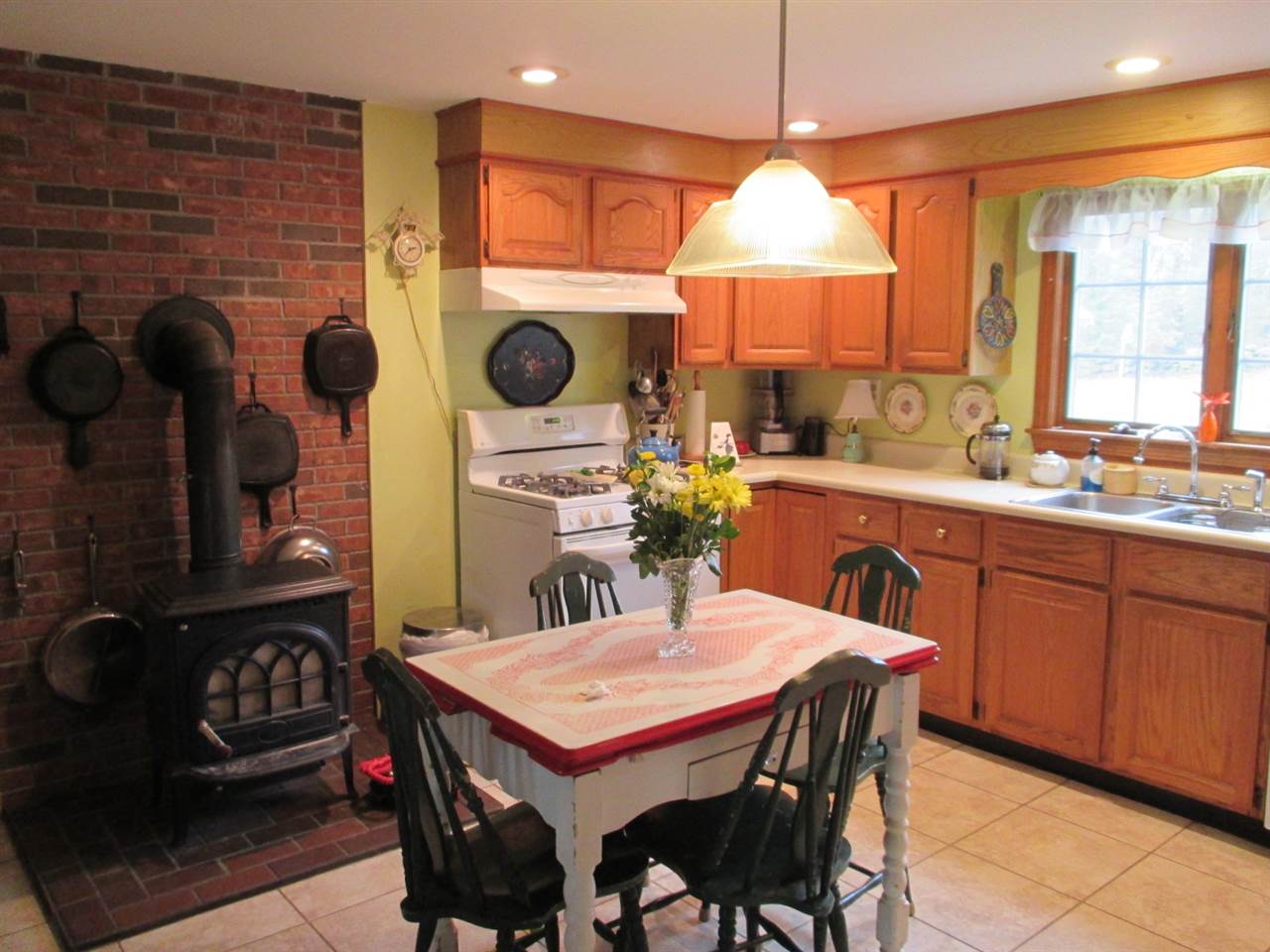 25 Fitzwilliam Road Richmond, NH 03470 - Photo 13 of 40
