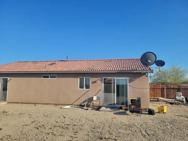 $264,950 | 1330 Shore Manor Street, Thermal, CA 92274