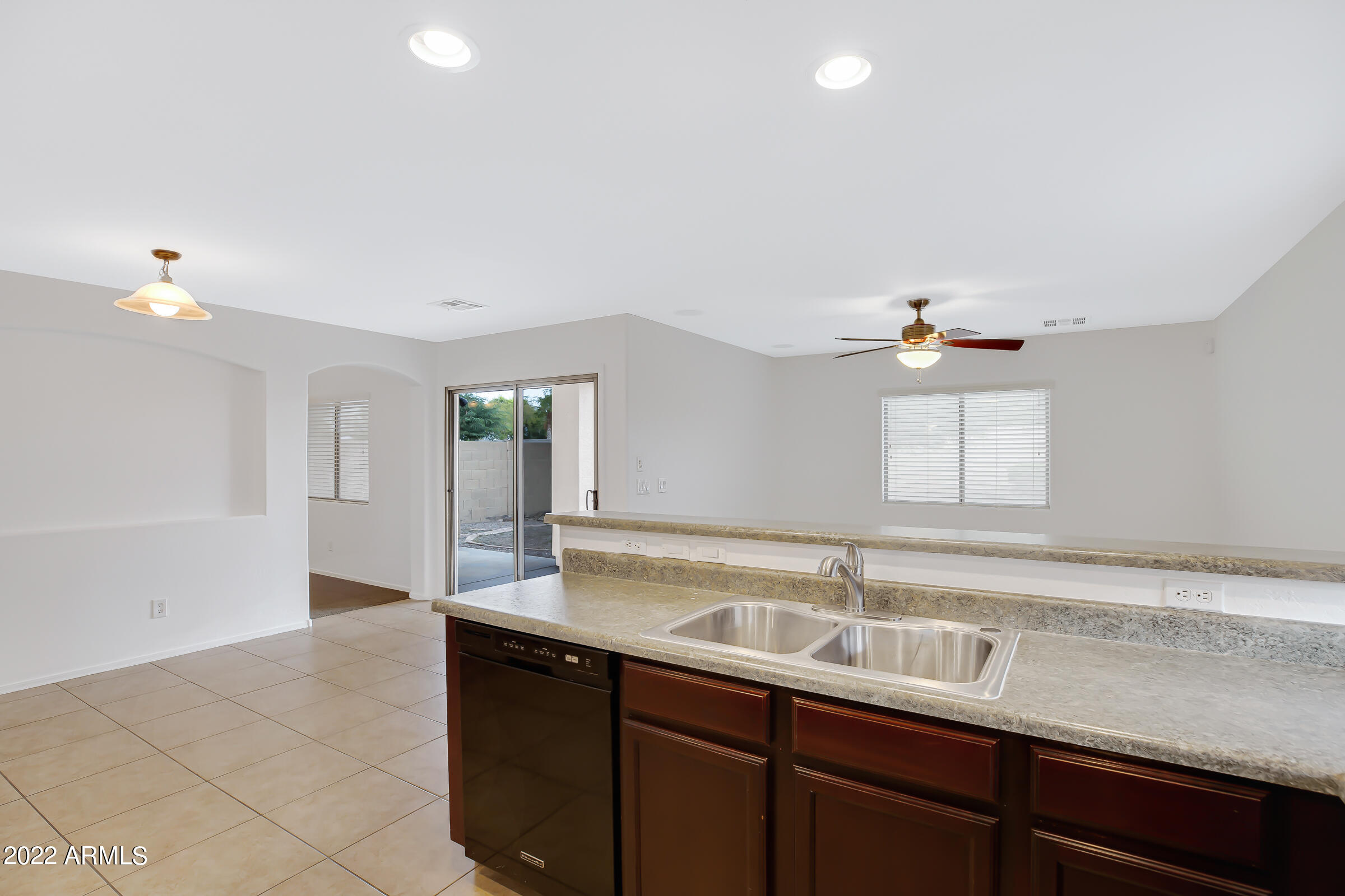 9576 Harvest Road Florence, AZ 85132 - Photo 16 of 36 9576 Harvest Rd-16