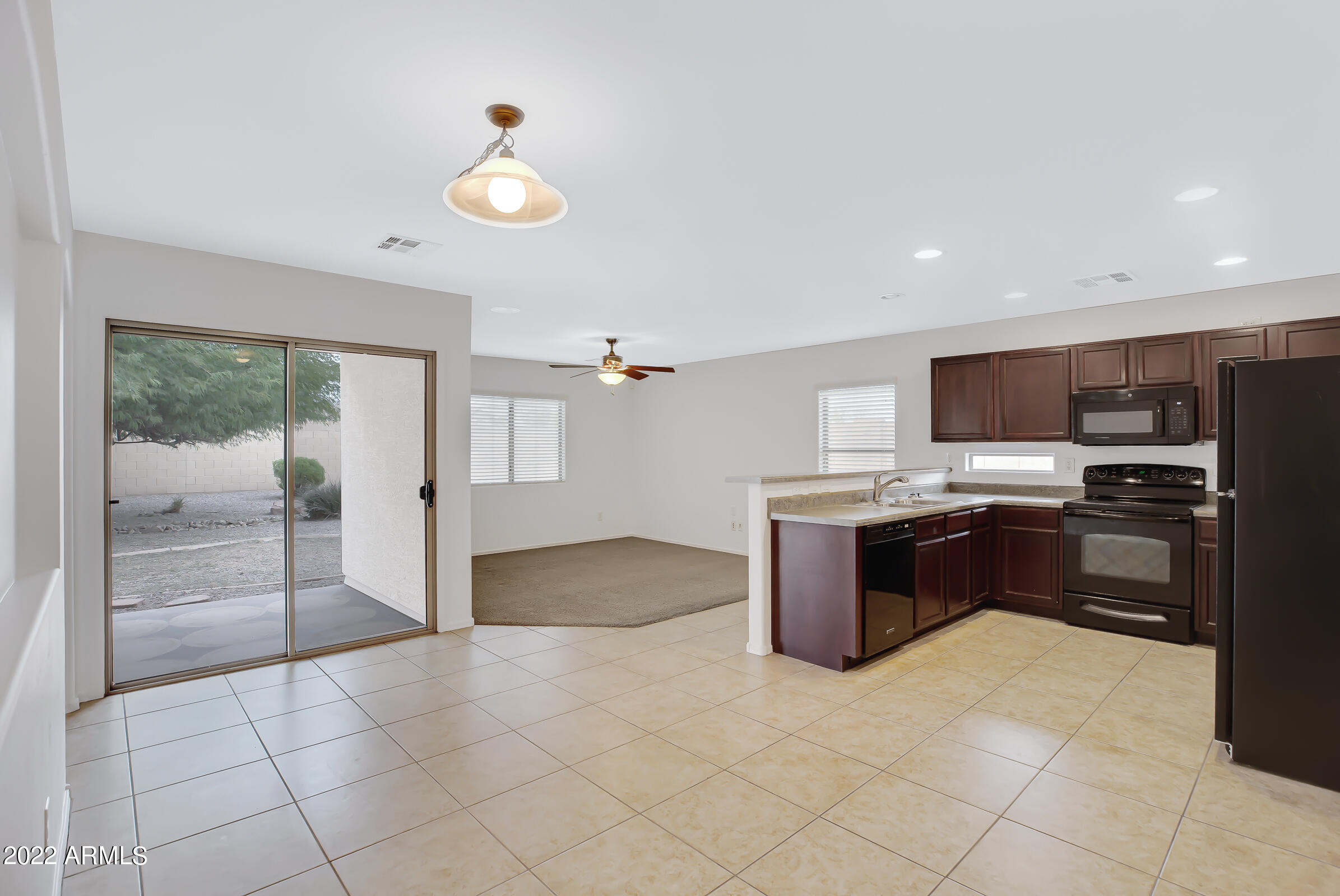 9576 Harvest Road Florence, AZ 85132 - Photo 10 of 36 9576 Harvest Rd-10