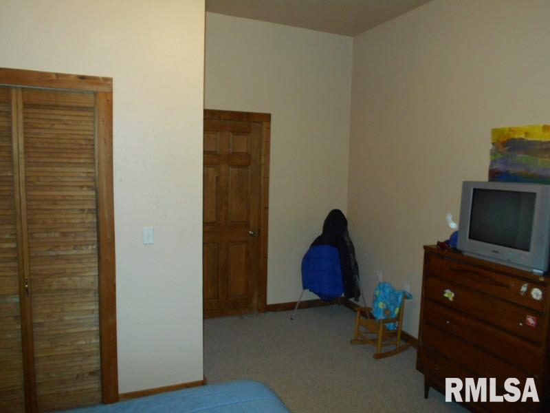 121 West 7th Street Flora, IL 62839 - Photo 12 of 12 Gallery Image 12