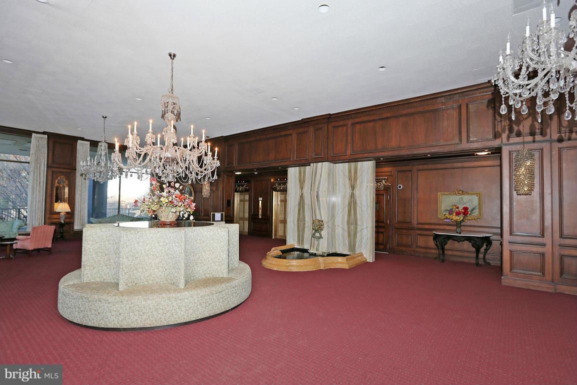9701 Fields Road, Unit 603 Gaithersburg, MD 20878 - Photo 21 of 29 a view of a room with gym equipment