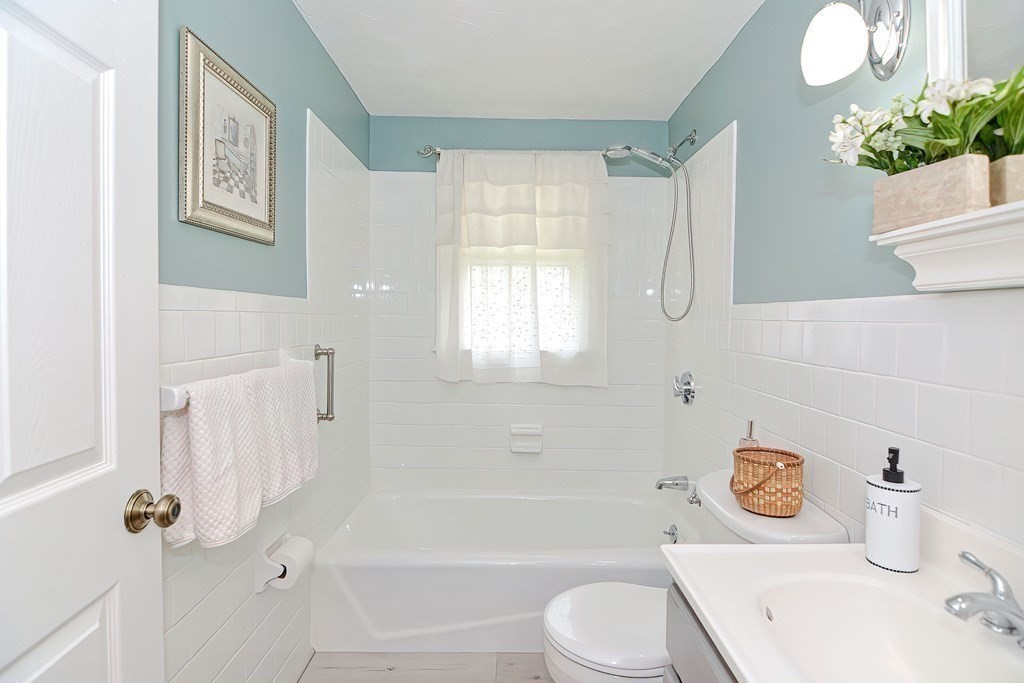 22 Dean Road Ashland, MA 01721 - Photo 21 of 42 Gallery Image 21