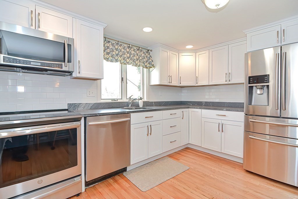 22 Dean Road Ashland, MA 01721 - Photo 8 of 42 Gallery Image 8