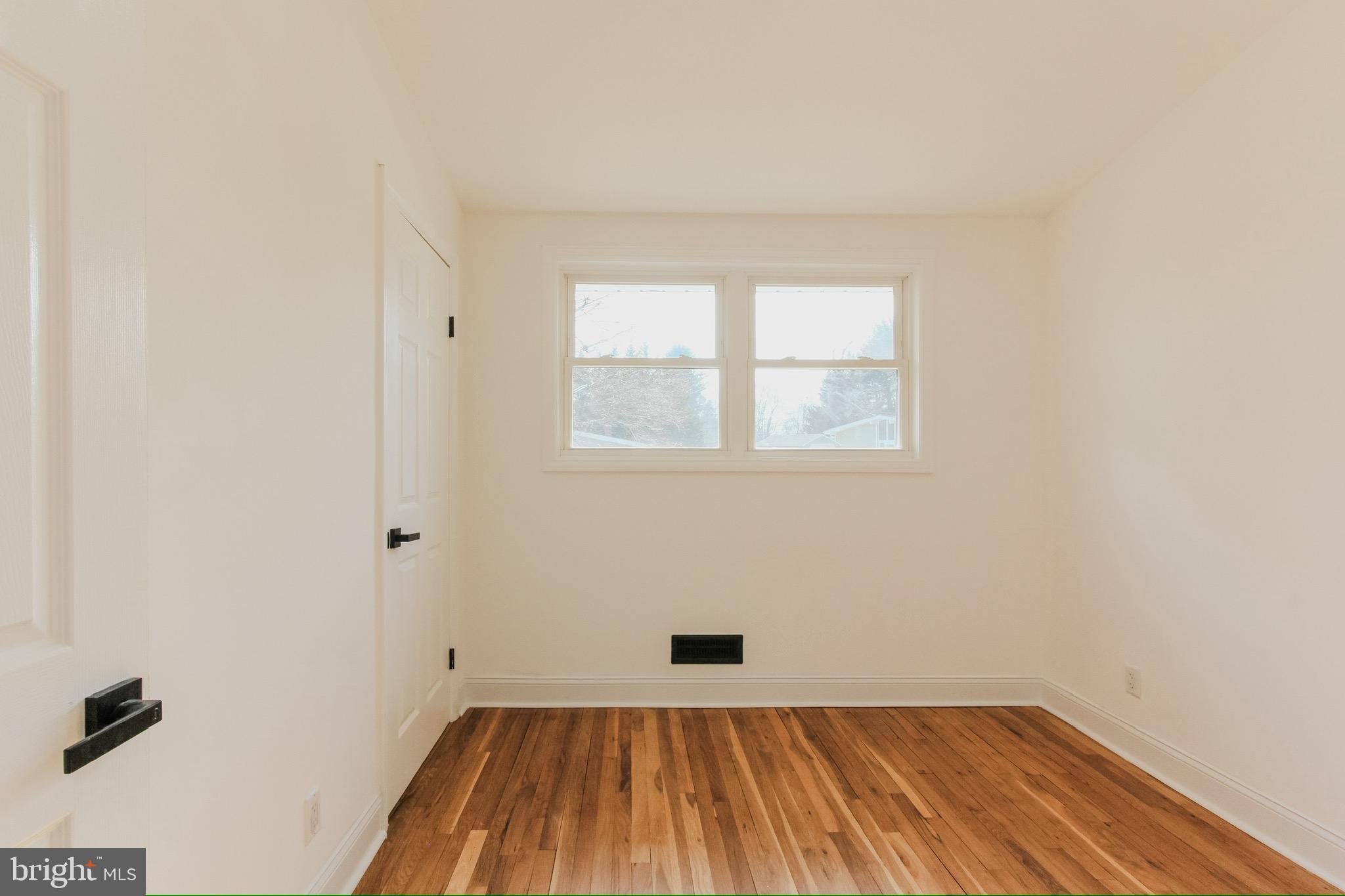 8206 Arrowhead Road Pikesville, MD 21208 - Photo 23 of 49 Bedroom 2